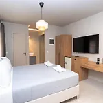 Island Suite, Old Town