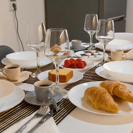 Island Suite, Old Town