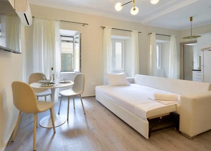 Island Suite, Old Town